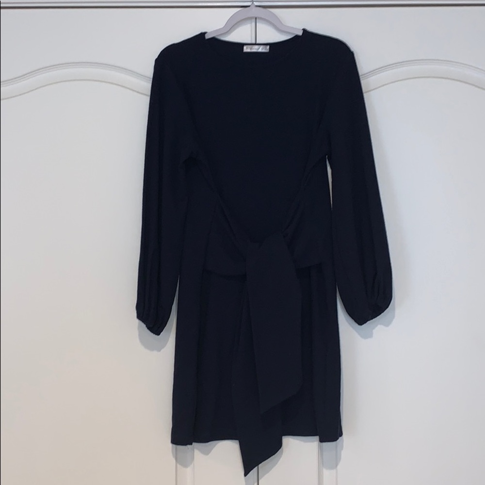 Tie-waist dress
